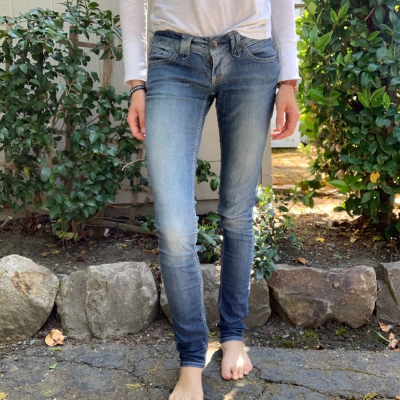 Jeans! - Picture 2 of 4